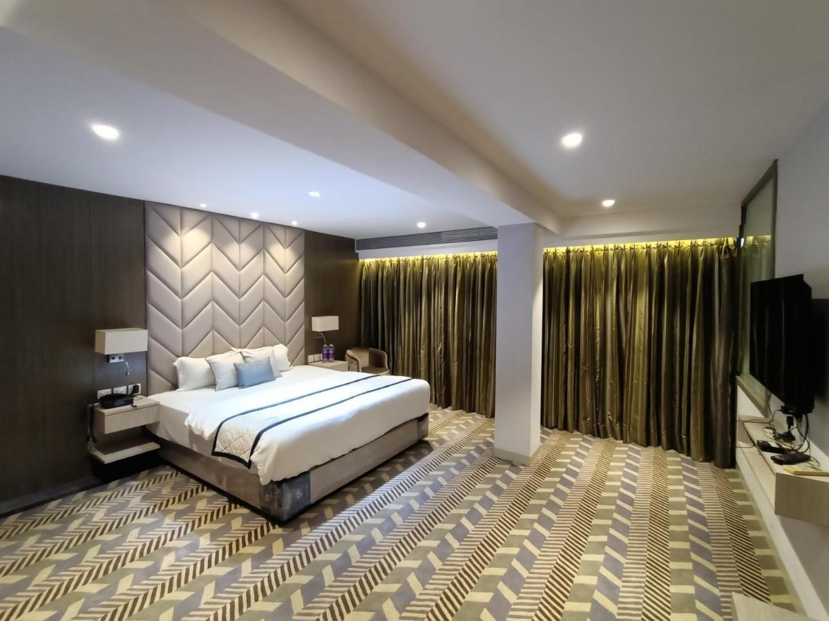 Hotel Highway Inn Andheri East Mumbai Dış mekan fotoğraf