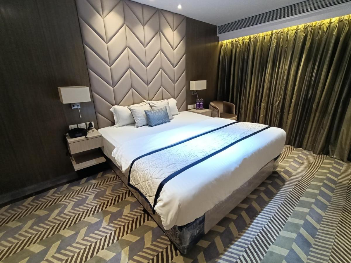 Hotel Highway Inn Andheri East Mumbai Dış mekan fotoğraf